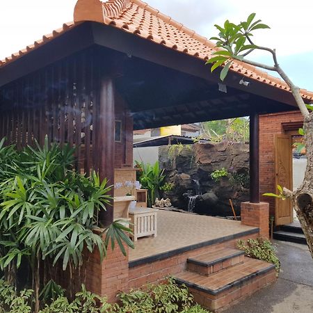 Poedja Villa Jimbaran Exterior foto
